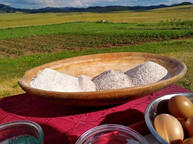 Проживание в семье Organic Family Farm Жабляк-37